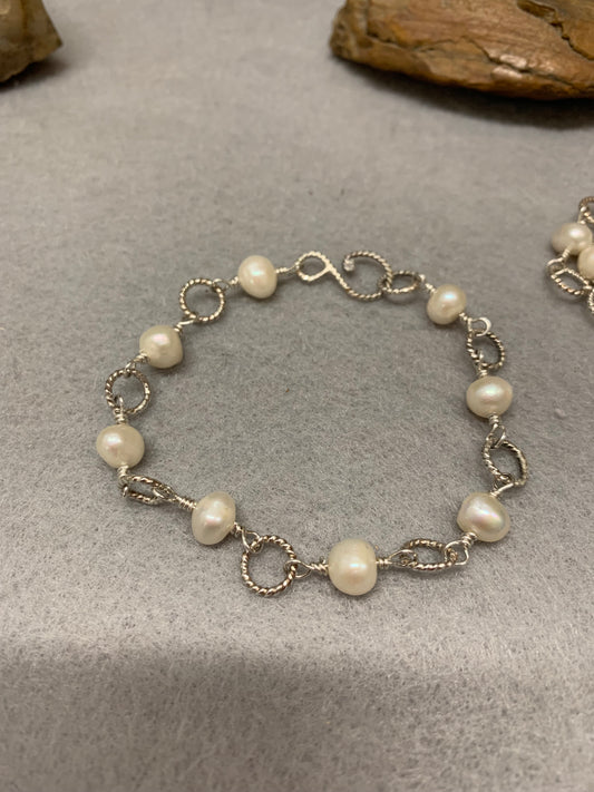 Handmade Sterling Silver Pearl Bracelet
