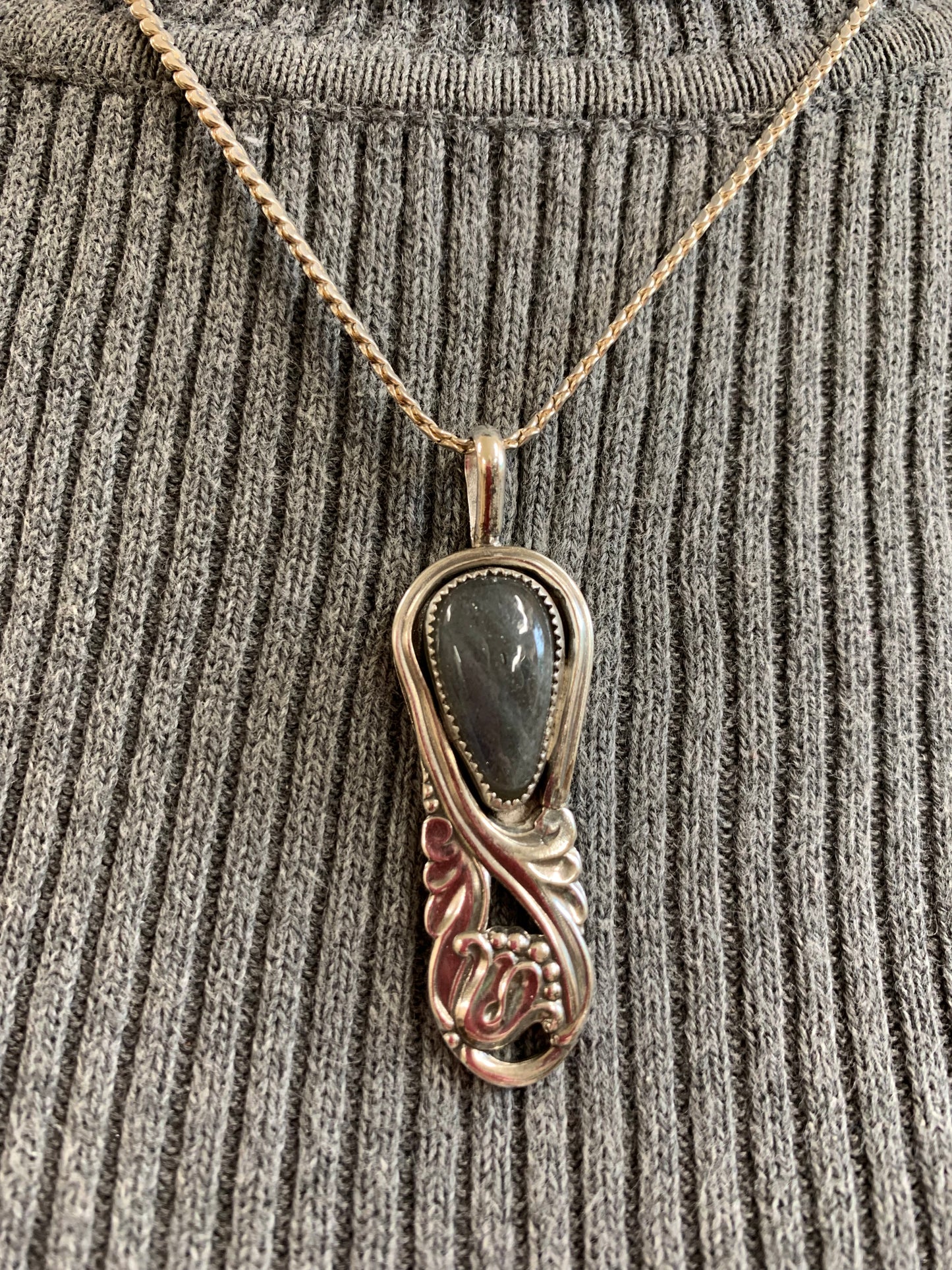 Hand Made Sterling Silver Labradorite Pendant