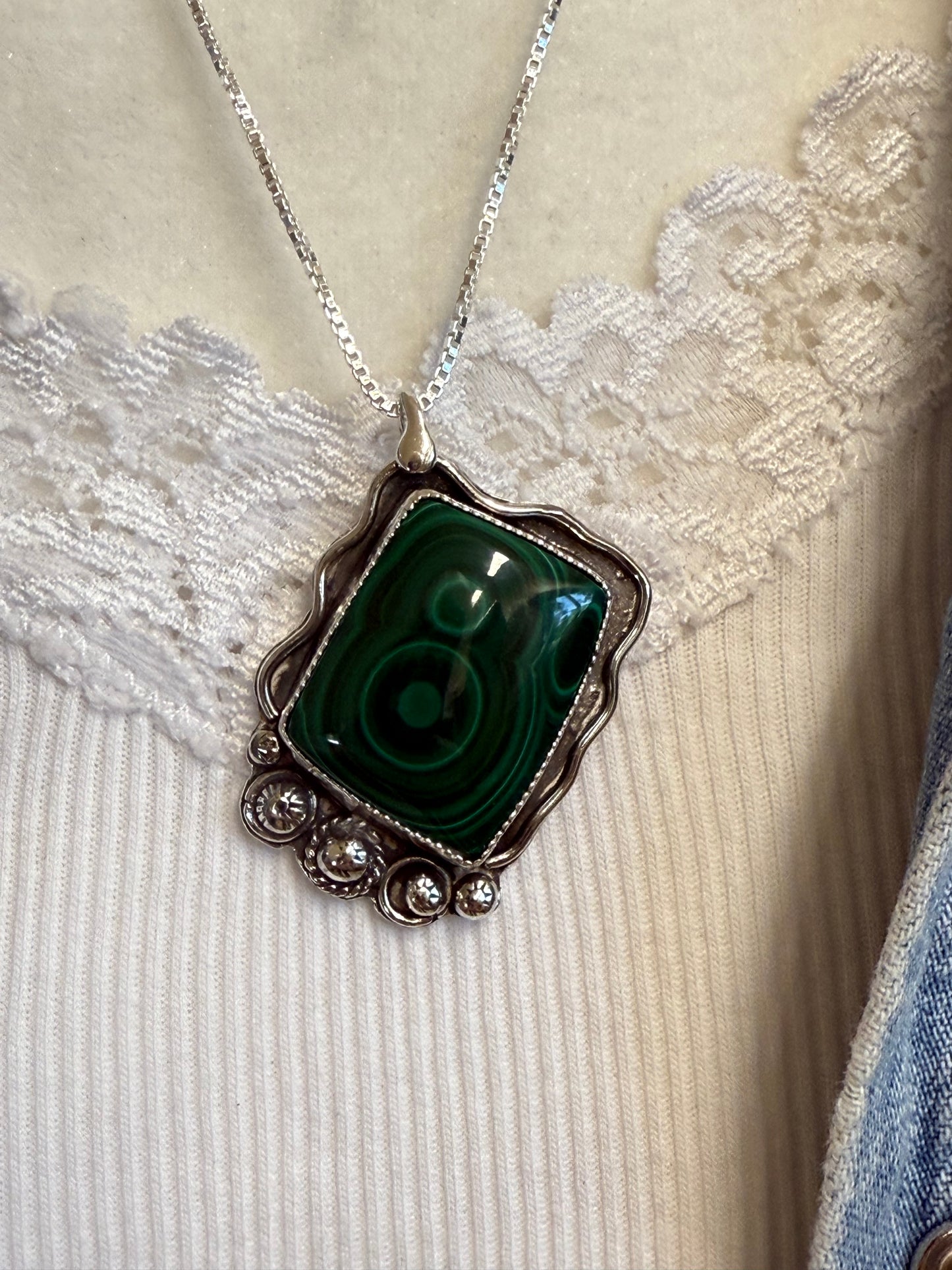 Handmade Sterling Silver Bulls Eye Malachite Pendant Necklace