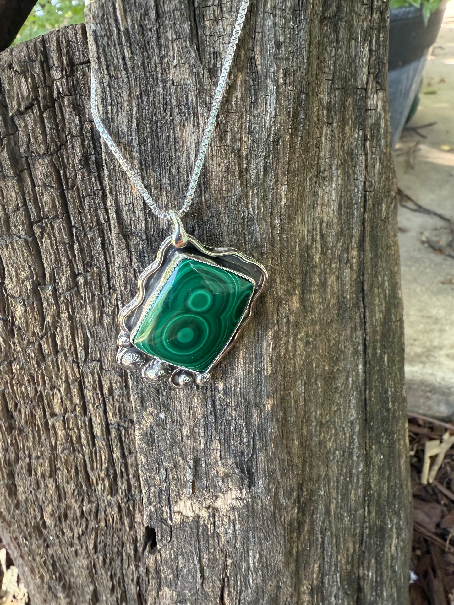 Handmade Sterling Silver Bulls Eye Malachite Pendant Necklace