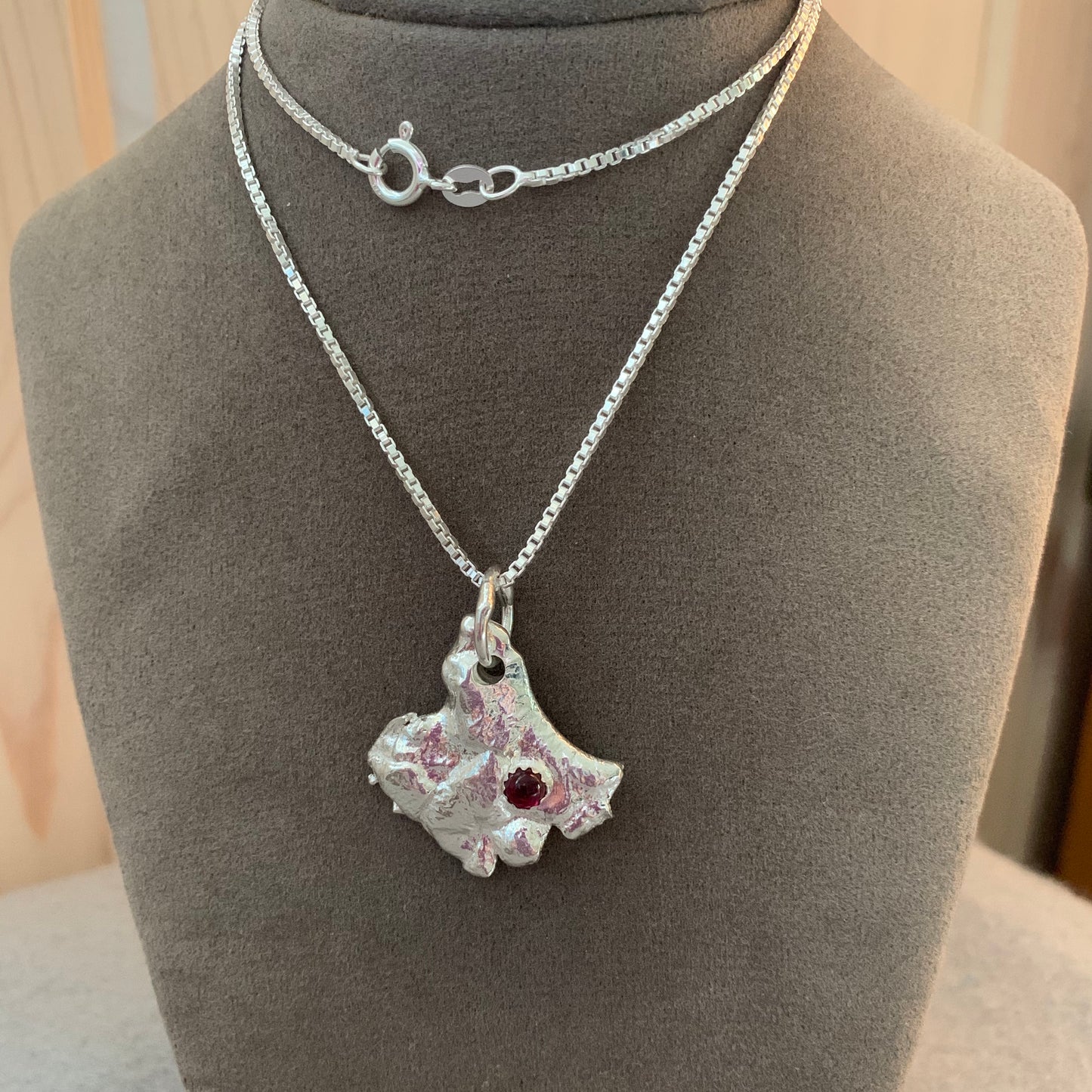 Hand Made Sterling Silver Garnet Nugget Pendant Necklace